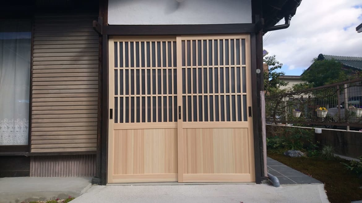 木製玄関新調 | 木製玄関の新調なら建具修理の窓口名古屋市千種区